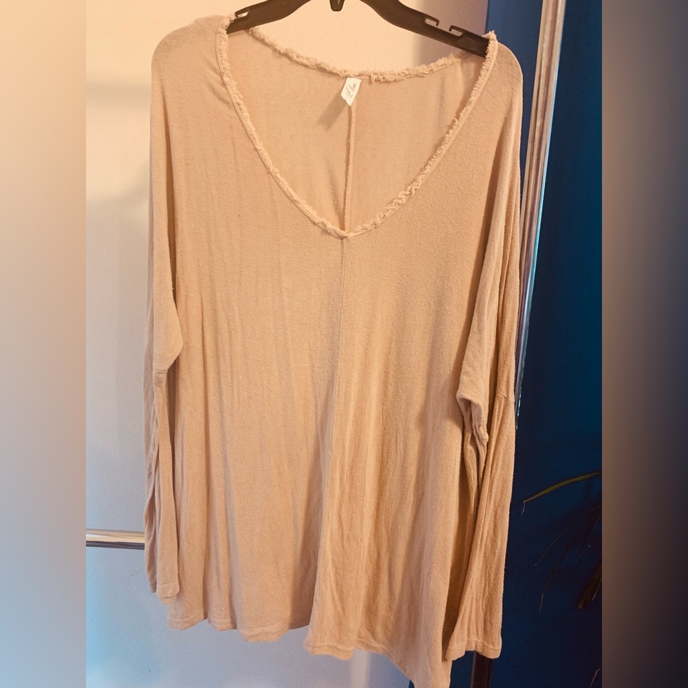 L Love Longsleeve